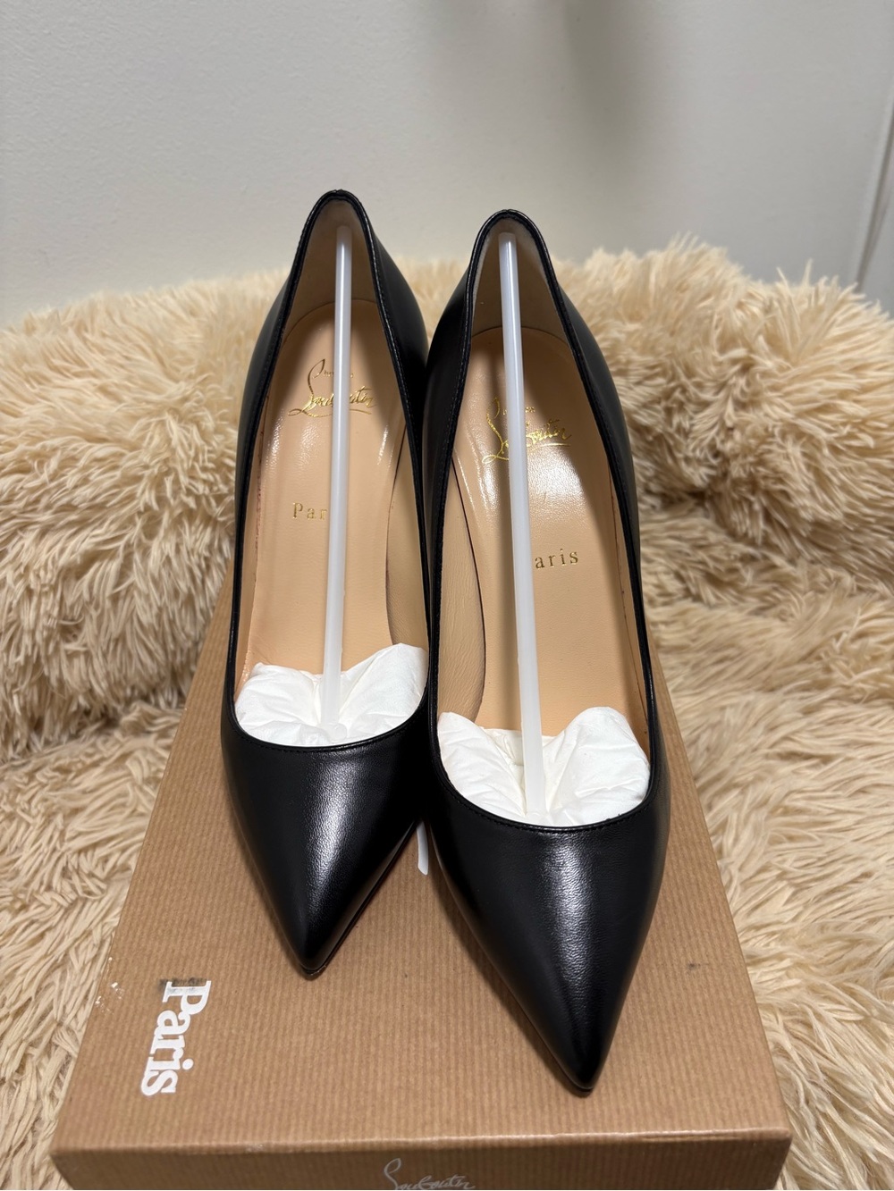Christian Louboutin Shiny Nappa Leather Pigalle 100 Pump (Pre-Loved) - Picture 8 of 16